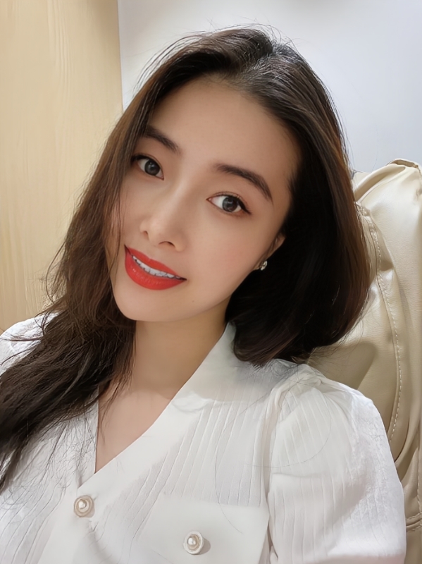 Tina的第一张照片--华安征婚网