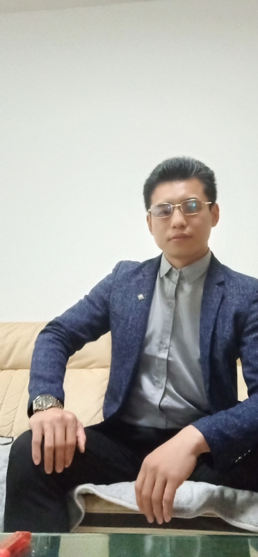 未来的第一张照片--华安征婚网