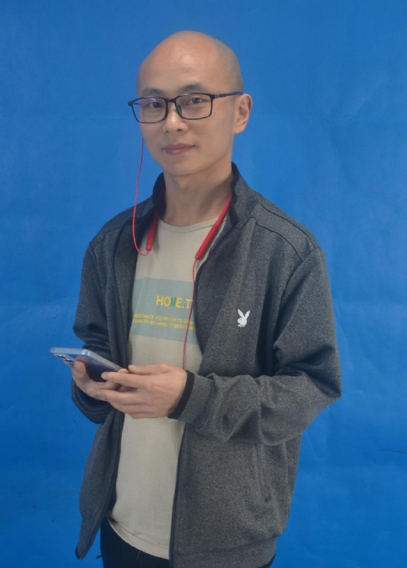 酉星的第三张照片--华安征婚网