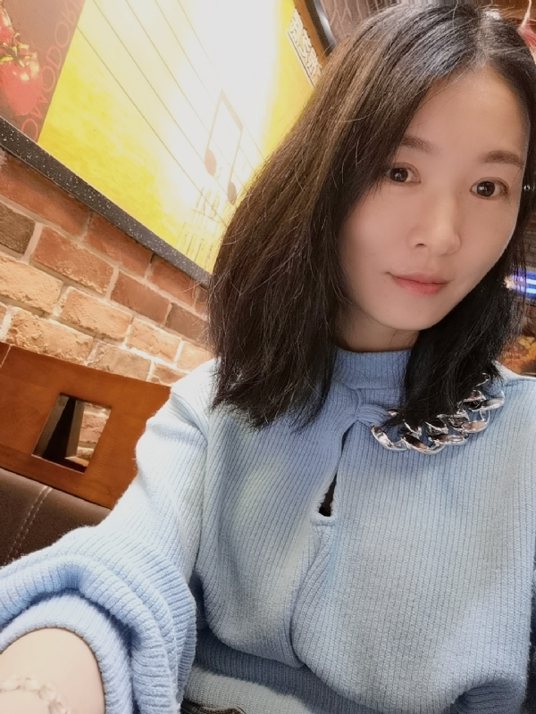 吴优的第一张照片--华安征婚网