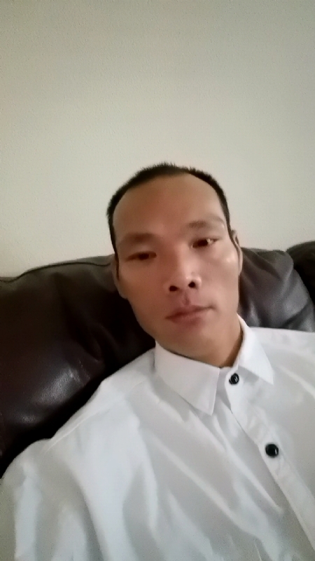 只影向谁去的第四张照片--华安征婚网