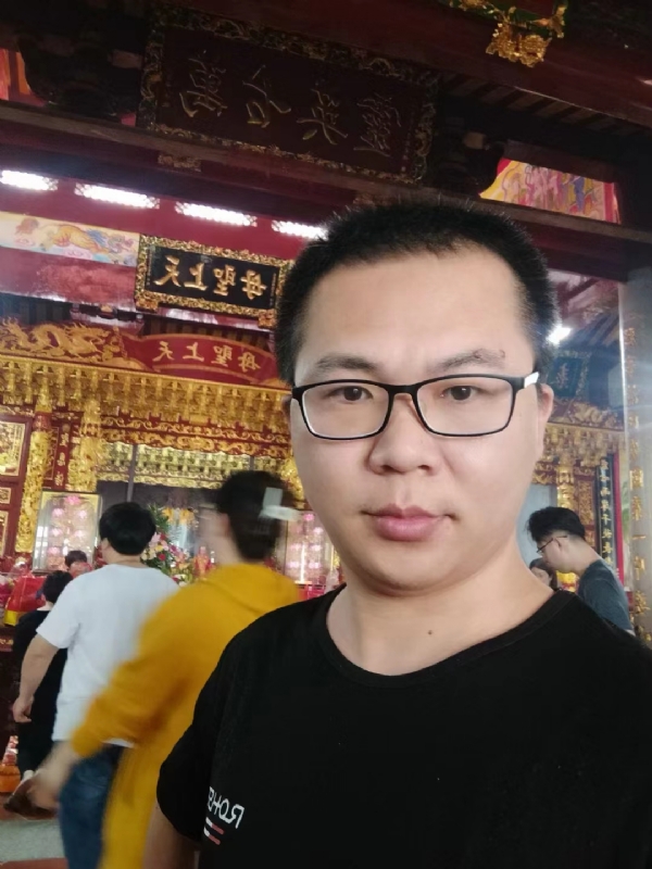 天哥的第二张照片--华安征婚网