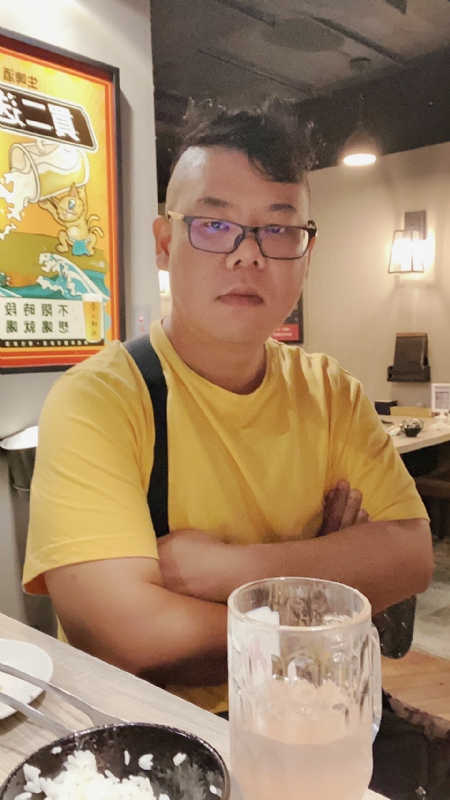 公爵的第一张照片--华安征婚网