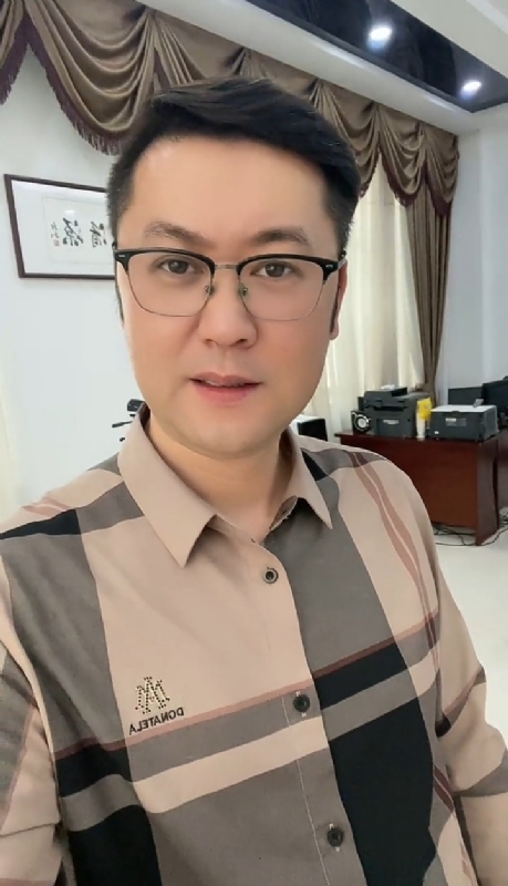 勤勉的第一张照片--华安征婚网