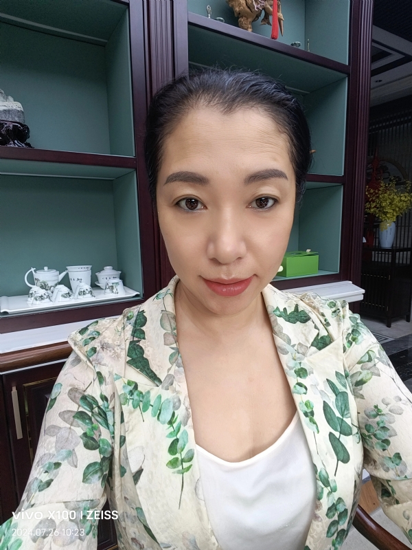 仝馨的第三张照片--华安征婚网