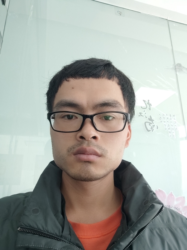 林嘉任的第二张照片--华安征婚网