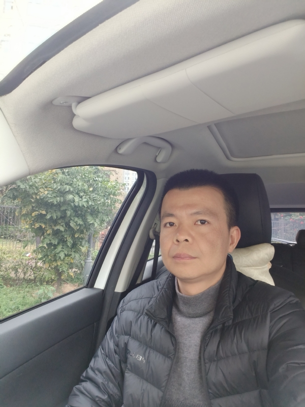 锦瑟的第一张照片--华安征婚网