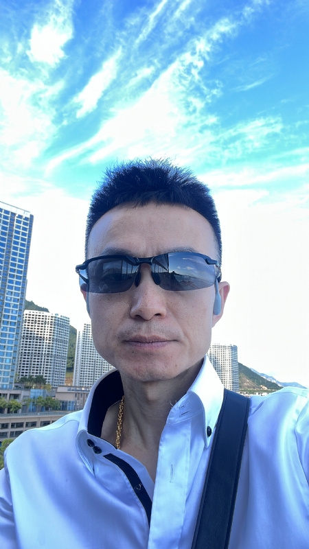 秀丽丝的第一张照片--华安征婚网