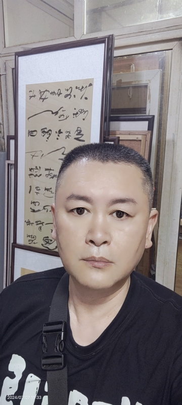 永恒的瞬间的第一张照片--华安征婚网