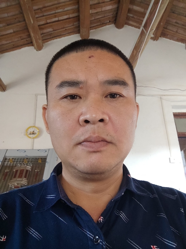 破碎的第一张照片--华安征婚网