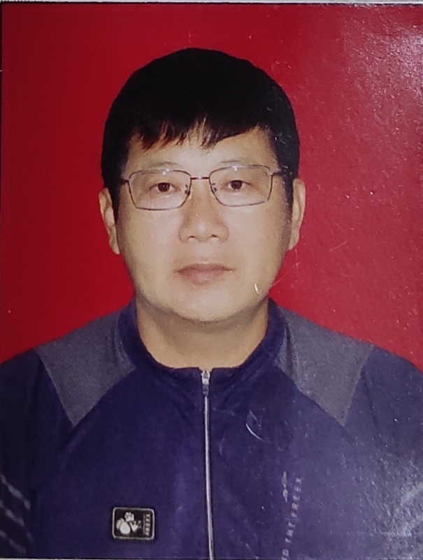 吕回品的第二张照片--华安征婚网