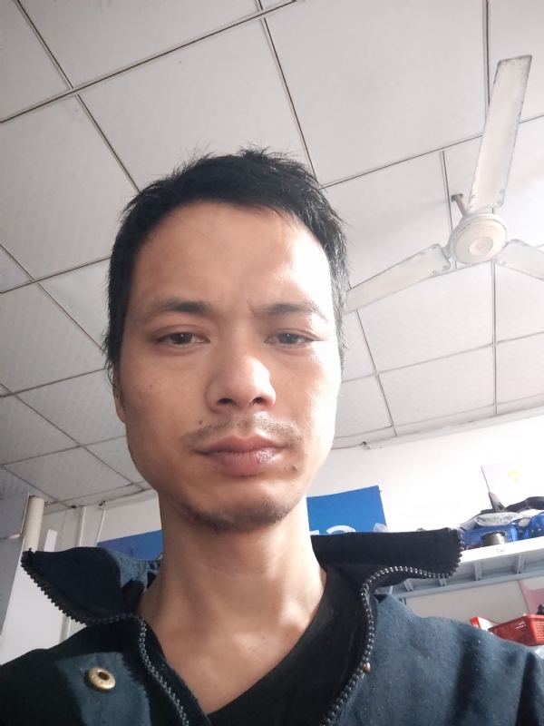 小康的第二张照片--华安征婚网