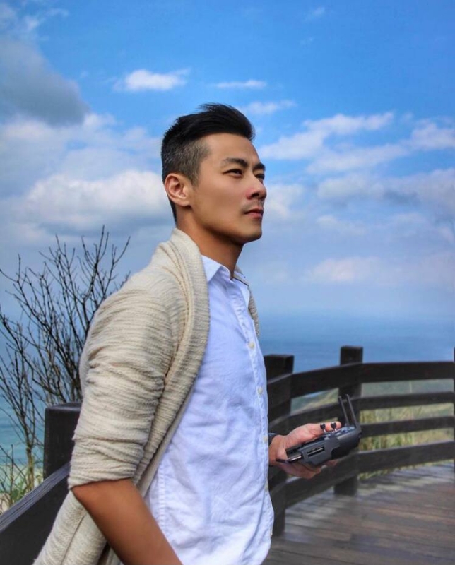 蓝天的第一张照片--华安征婚网