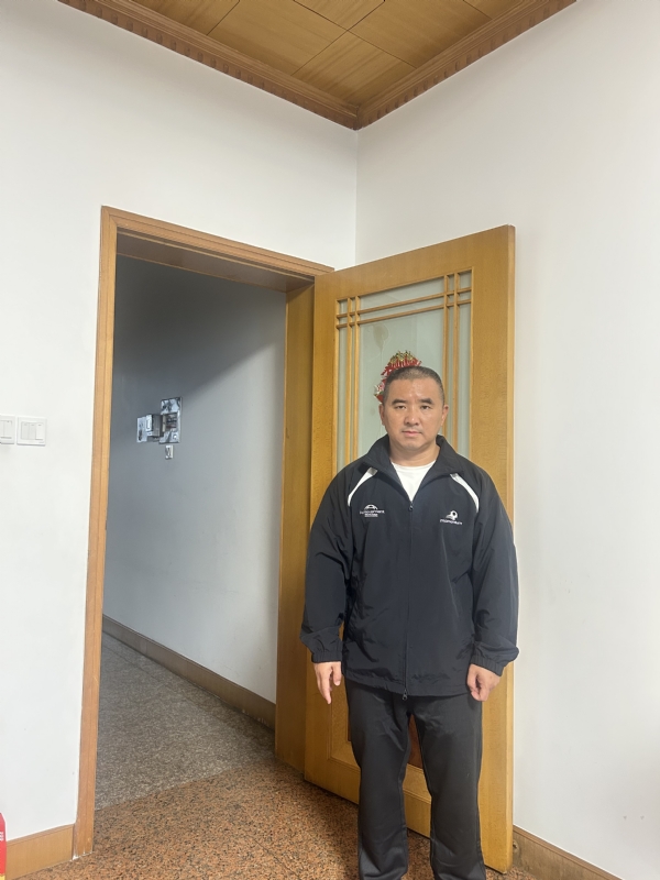 沉稳世界的第二张照片--华安征婚网