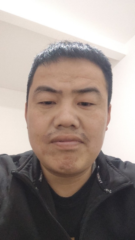 给予微笑的第二张照片--华安征婚网