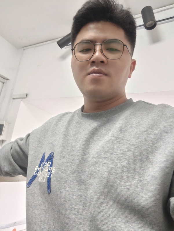 Mr的第三张照片--华安征婚网